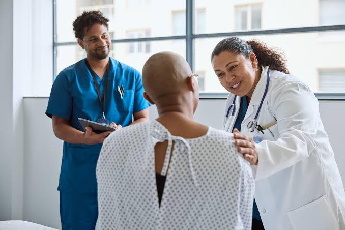 Top 10 Cancer Specialist Banner Image